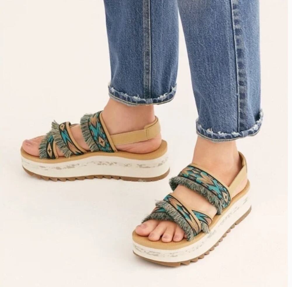 TEVA Flatform Ceres Embroidery-fringe Platform Sandals Size 8